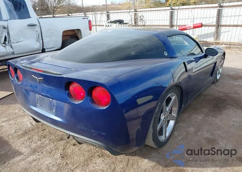 2005 Chevrolet Corvette из США, поврежденный, VIN 1G1YY24U955132830